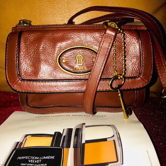 Fossil Handbags - Vintage vrv flap